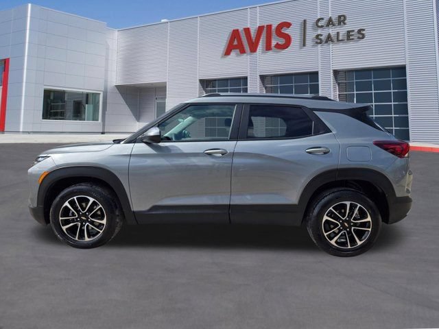 Used 2025 Chevrolet TrailBlazer LT AWD/4WD image 11