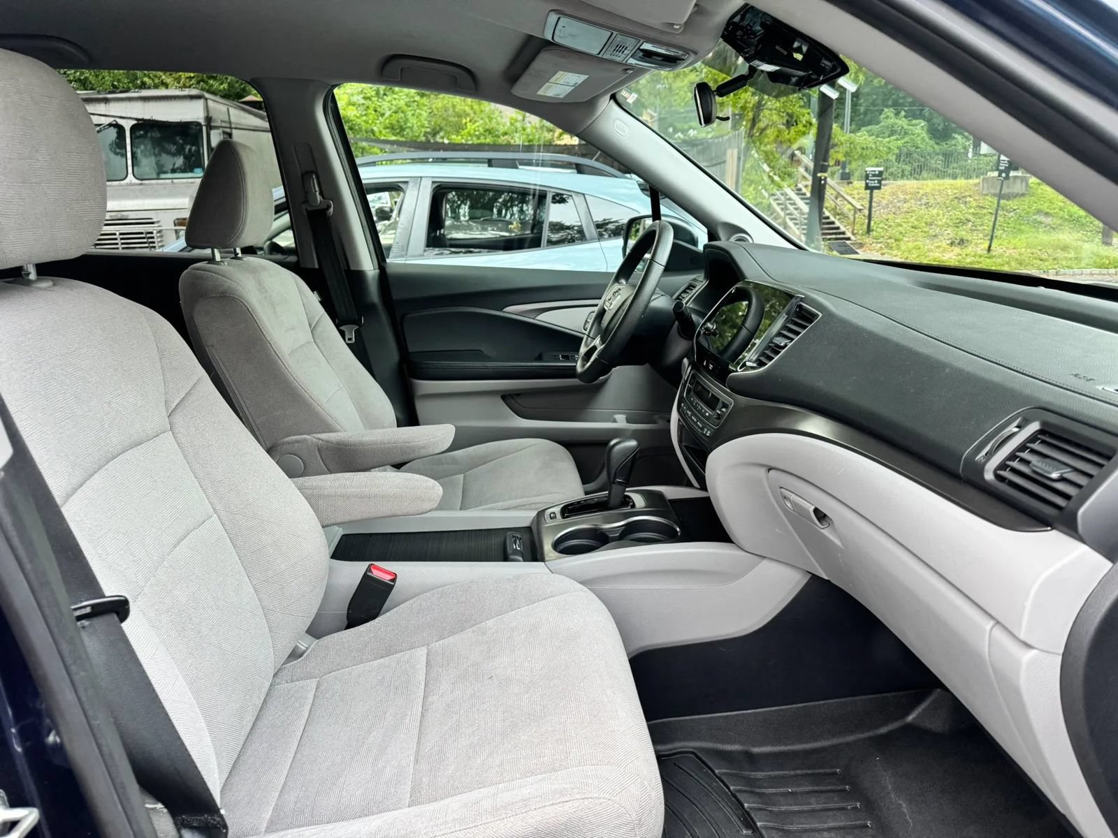 Used 2020 Honda Pilot EX image 8