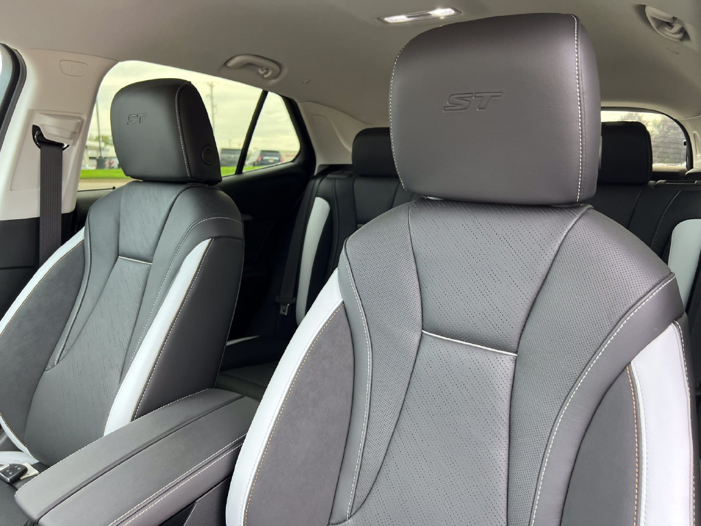 New 2026 Buick Envision Sport Touring AWD/4WD image 11