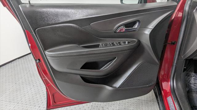 Used 2018 Buick Encore Preferred image 13