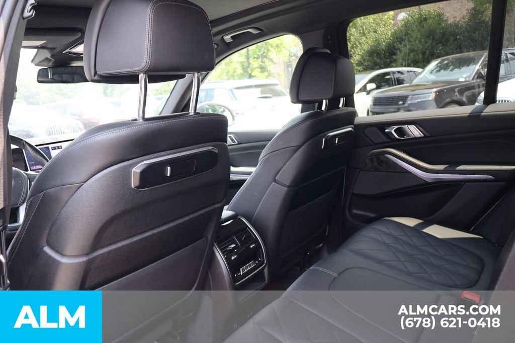 Used 2024 BMW X5 sDrive40i w/ Premium Package RWD image 16