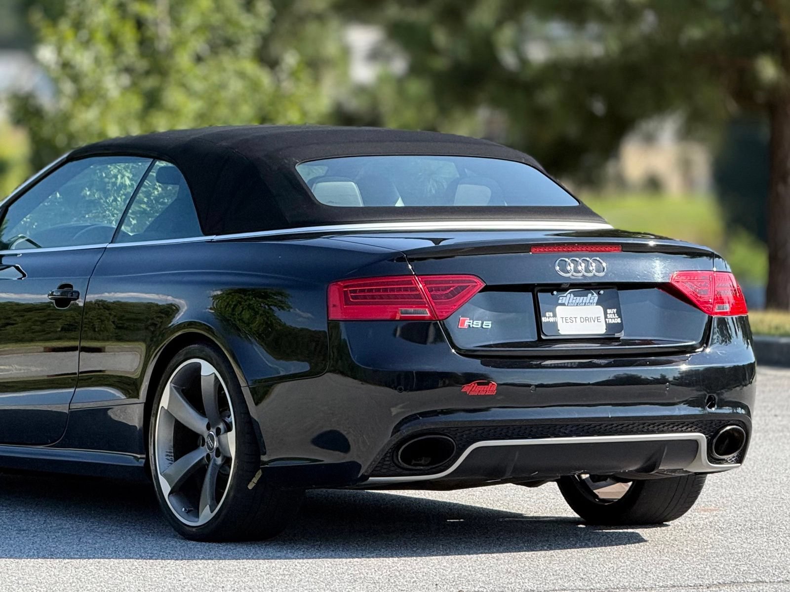 Used 2013 Audi RS 5 Cabriolet w/ Audi MMI Navigation Plus Pkg AWD/4WD image 44