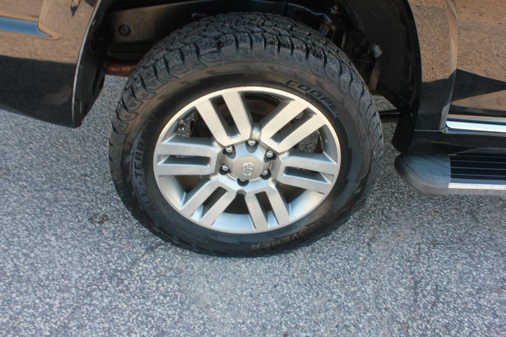 Used 2010 Toyota 4Runner Limited RWD image 55