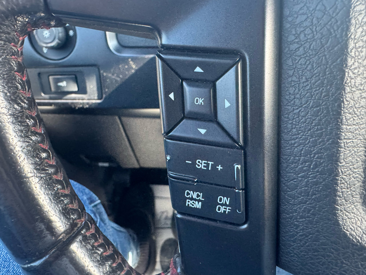 Used 2013 Ford F150 FX4 w/ Luxury Equipment Group image 17