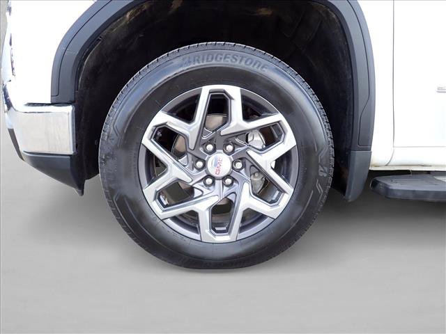 Used 2025 GMC Sierra 1500 SLT w/ SLT Premium Plus Package AWD/4WD image 7