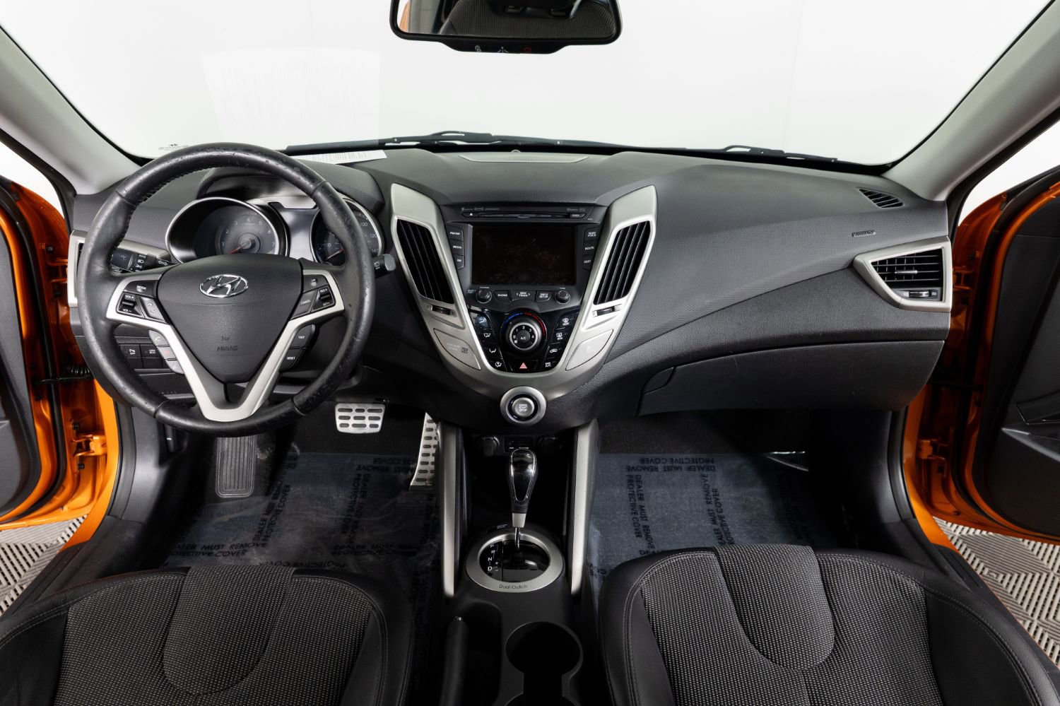 Used 2012 Hyundai Veloster w/ Style Pkg image 23