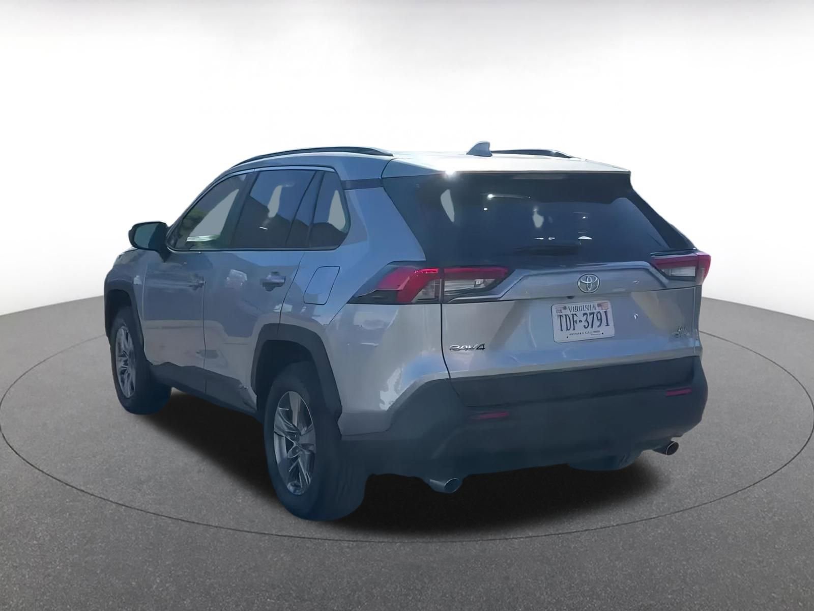 Used 2025 Toyota RAV4 LE image 11