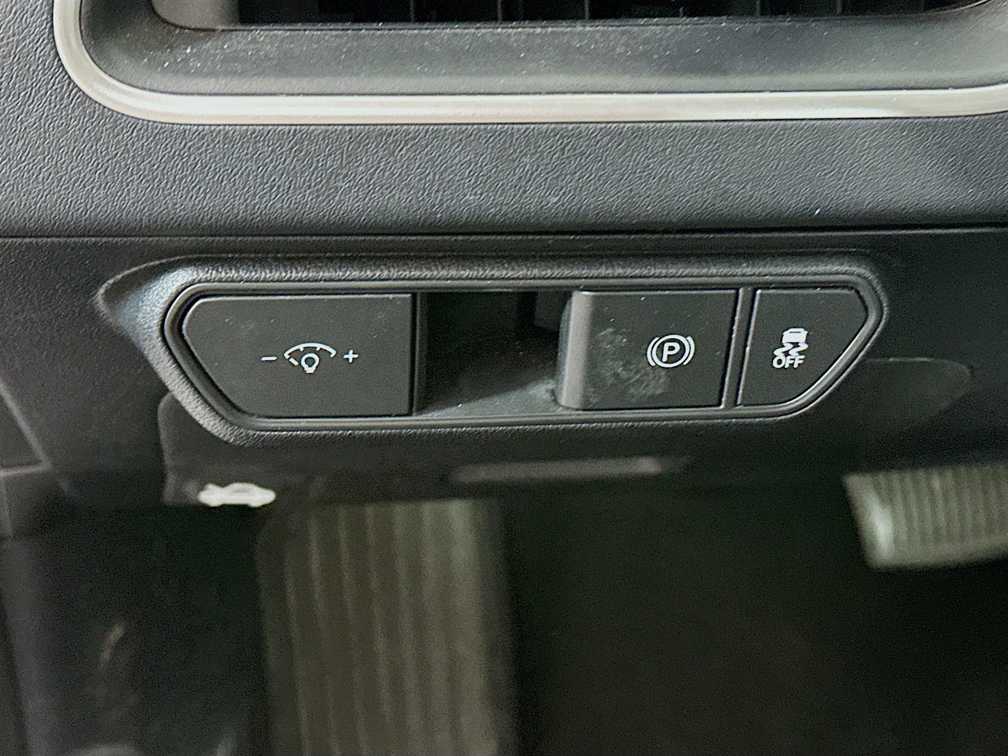 Used 2025 Kia K4 LXS image 17