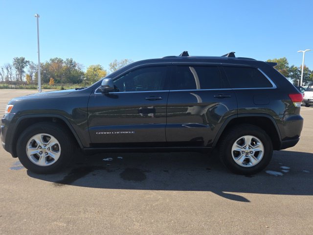 Used 2016 Jeep Grand Cherokee Laredo w/ Quick Order Package 23E AWD/4WD image 14