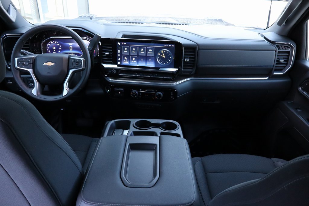 Used 2024 Chevrolet Silverado 3500 LT w/ Z71 Off-Road Package image 15