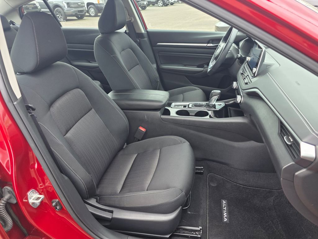 Used 2021 Nissan Altima 2.5 SV w/ SV Premium Package FWD image 25