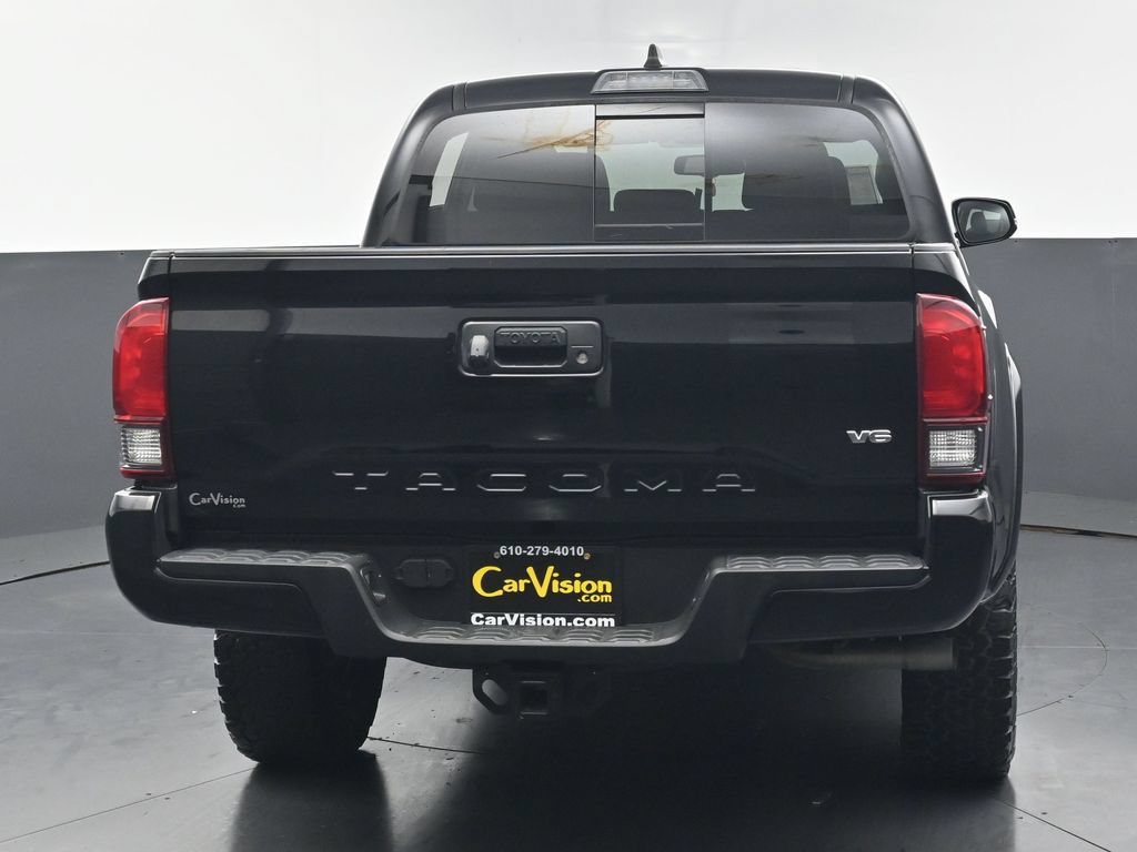Used 2022 Toyota Tacoma SR5 w/ Technology Package RWD image 5