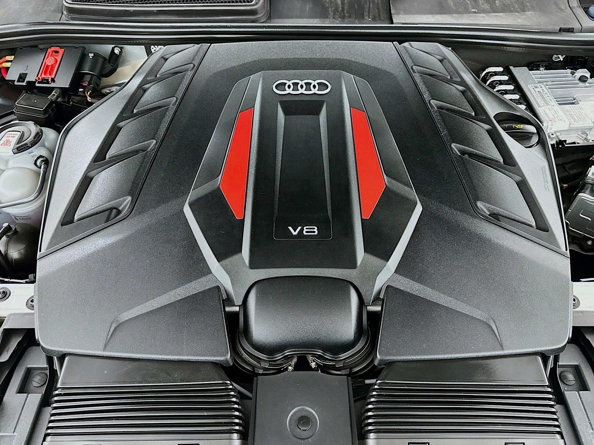 Used 2023 Audi SQ8 Premium Plus w/ Executive Package image 31