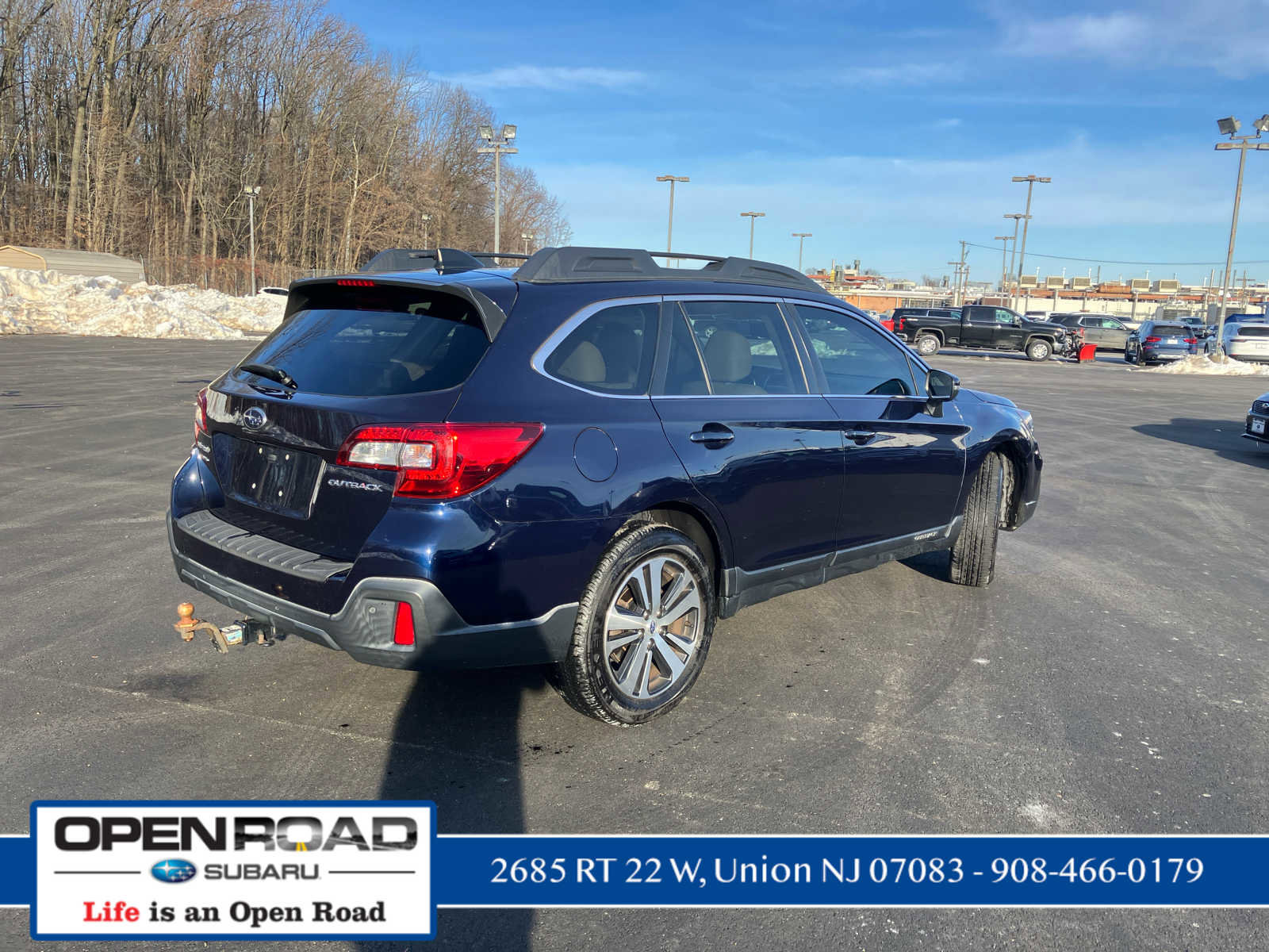 Used 2018 Subaru Outback 2.5i Limited image 3