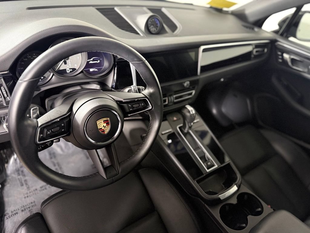Used 2023 Porsche Macan S AWD/4WD image 18