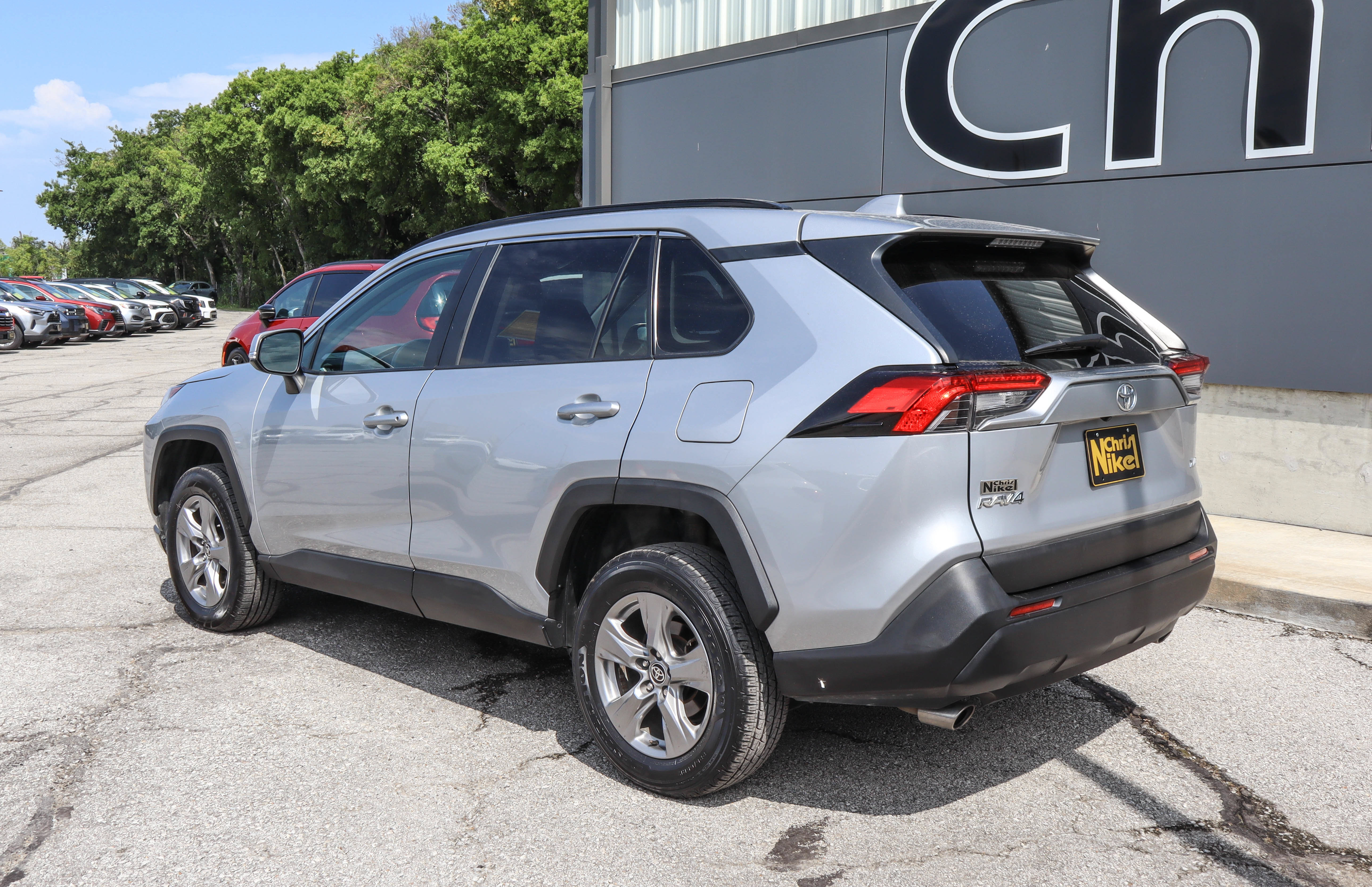 Used 2024 Toyota RAV4 XLE FWD image 6