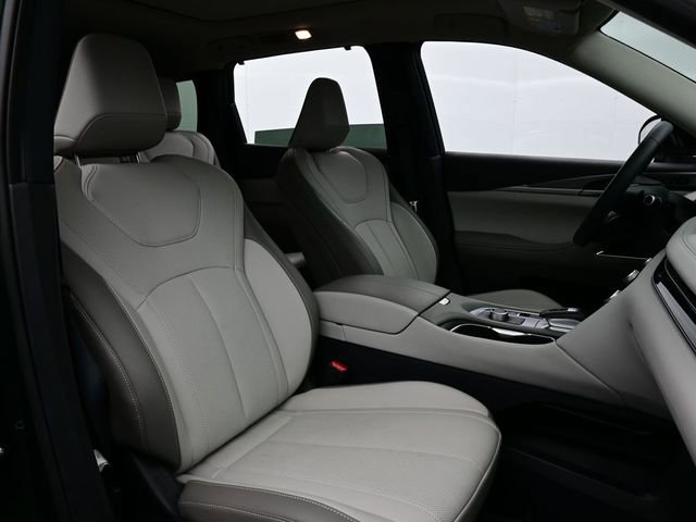 Used 2026 INFINITI QX60 Luxe w/ Cargo Package image 18
