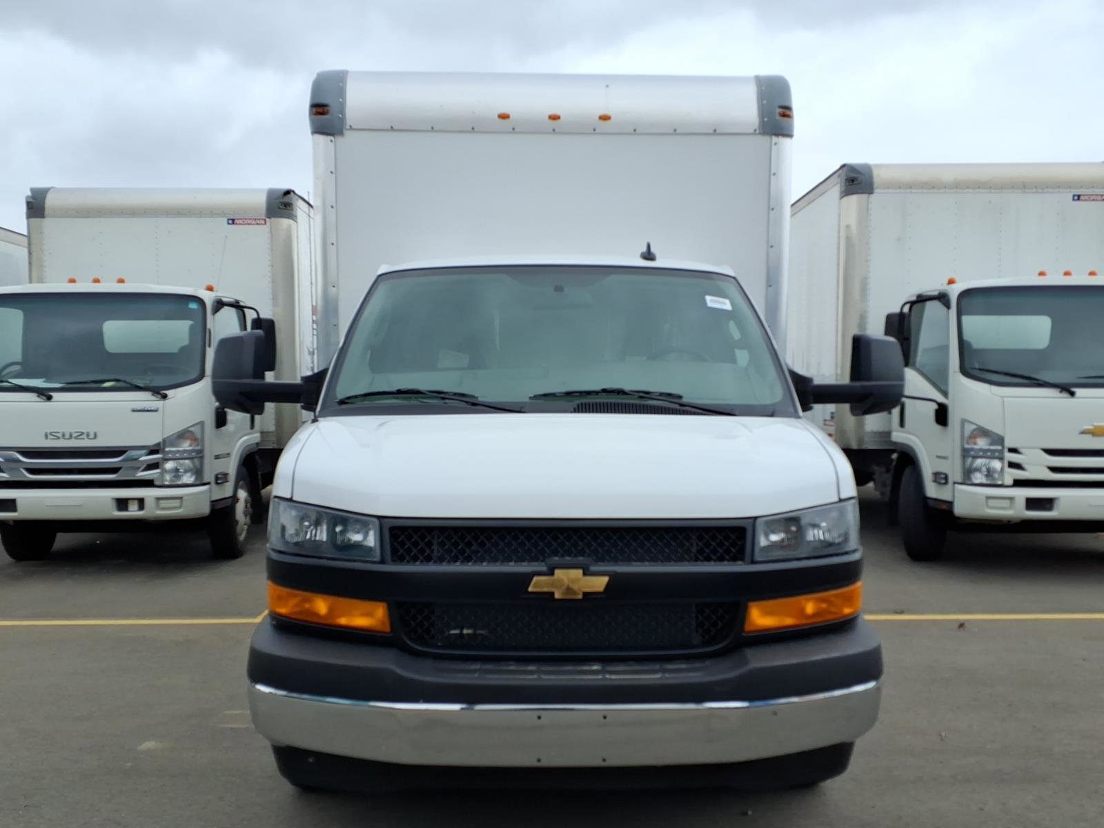 New 2025 Chevrolet Express 3500 w/ Power Convenience Package image 2