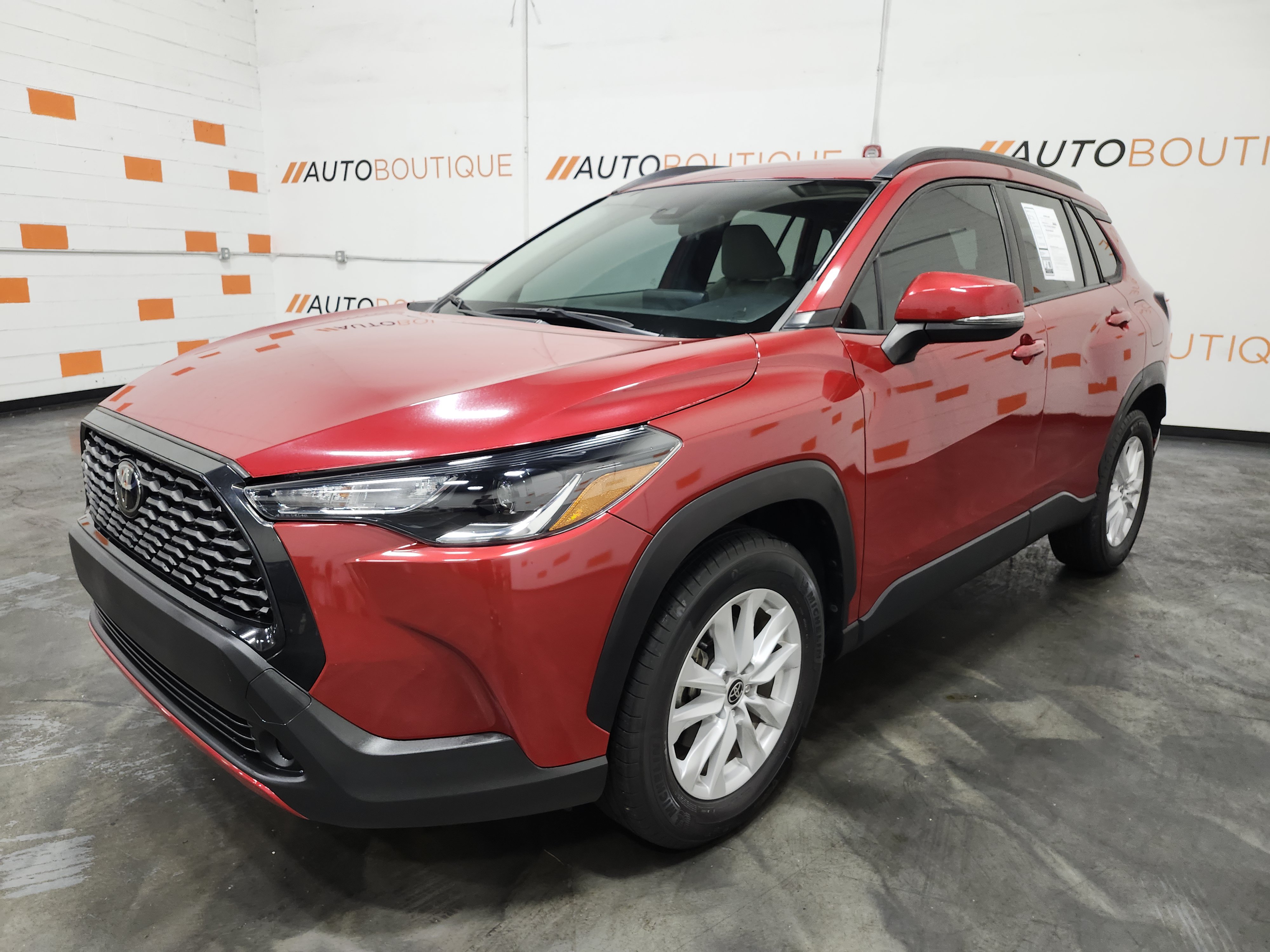 Used 2022 Toyota Corolla Cross LE FWD image 10