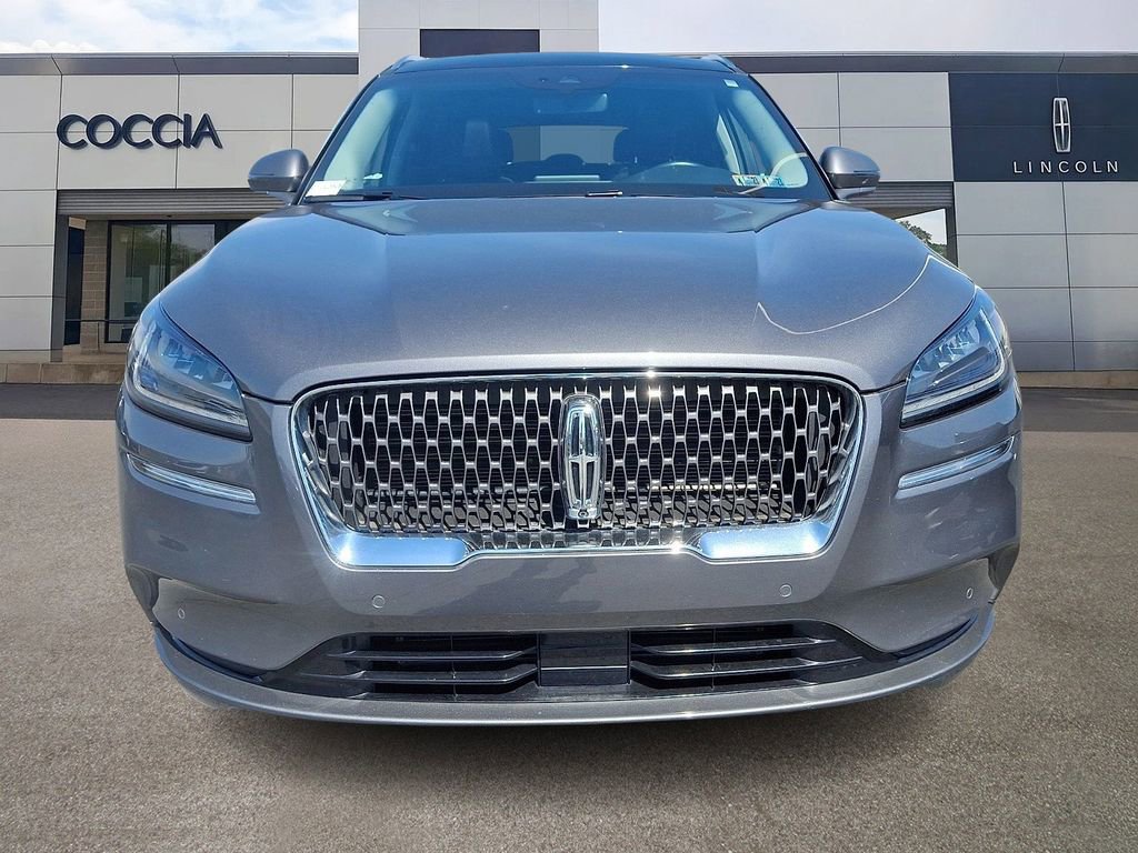 Used 2022 Lincoln Corsair Reserve w/ Equipment Group 201A AWD/4WD image 2