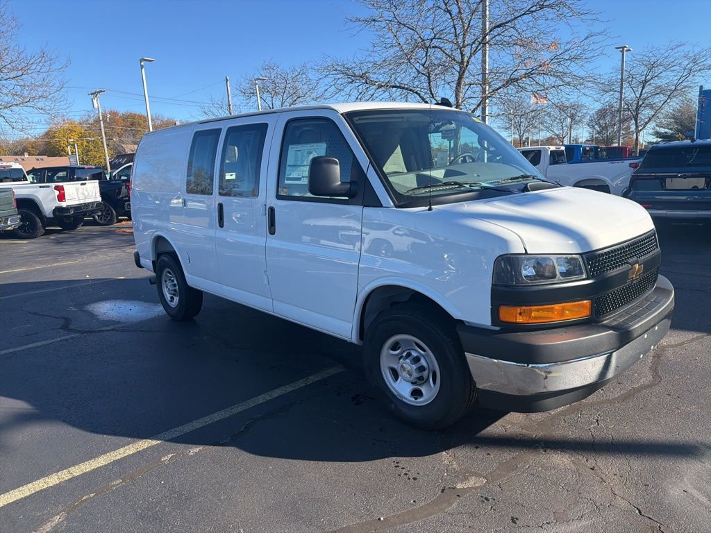 New 2025 Chevrolet Express 2500 Work Van w/ Driver Convenience Package