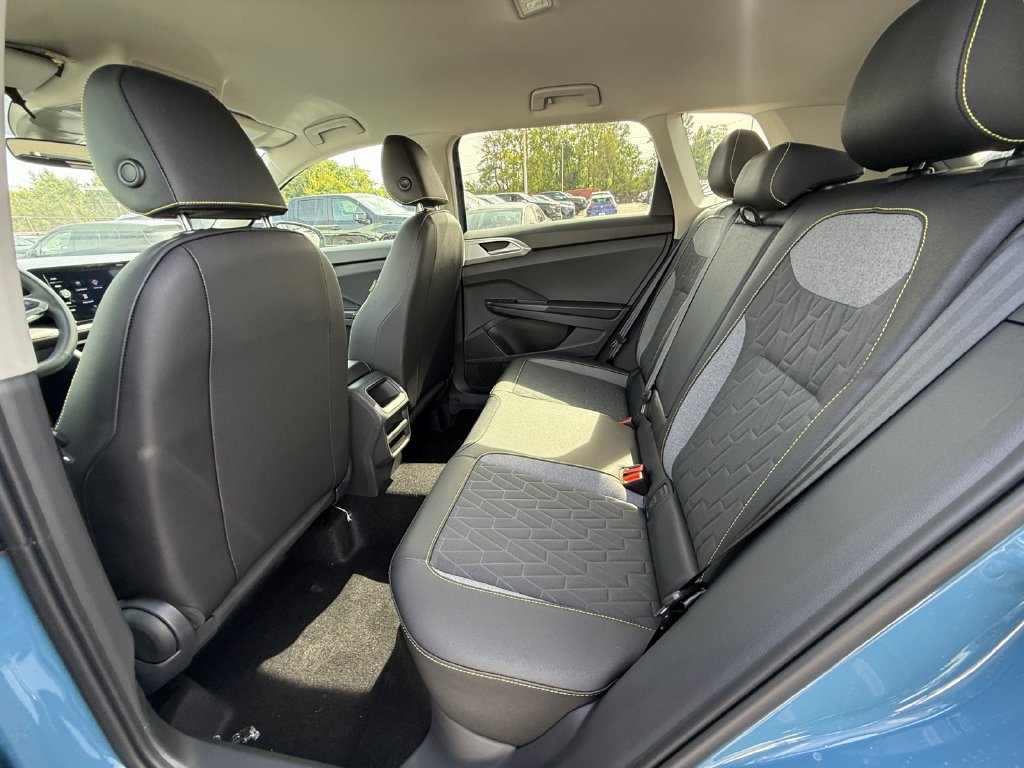 New 2027 Volkswagen Taos Sport AWD/4WD image 22