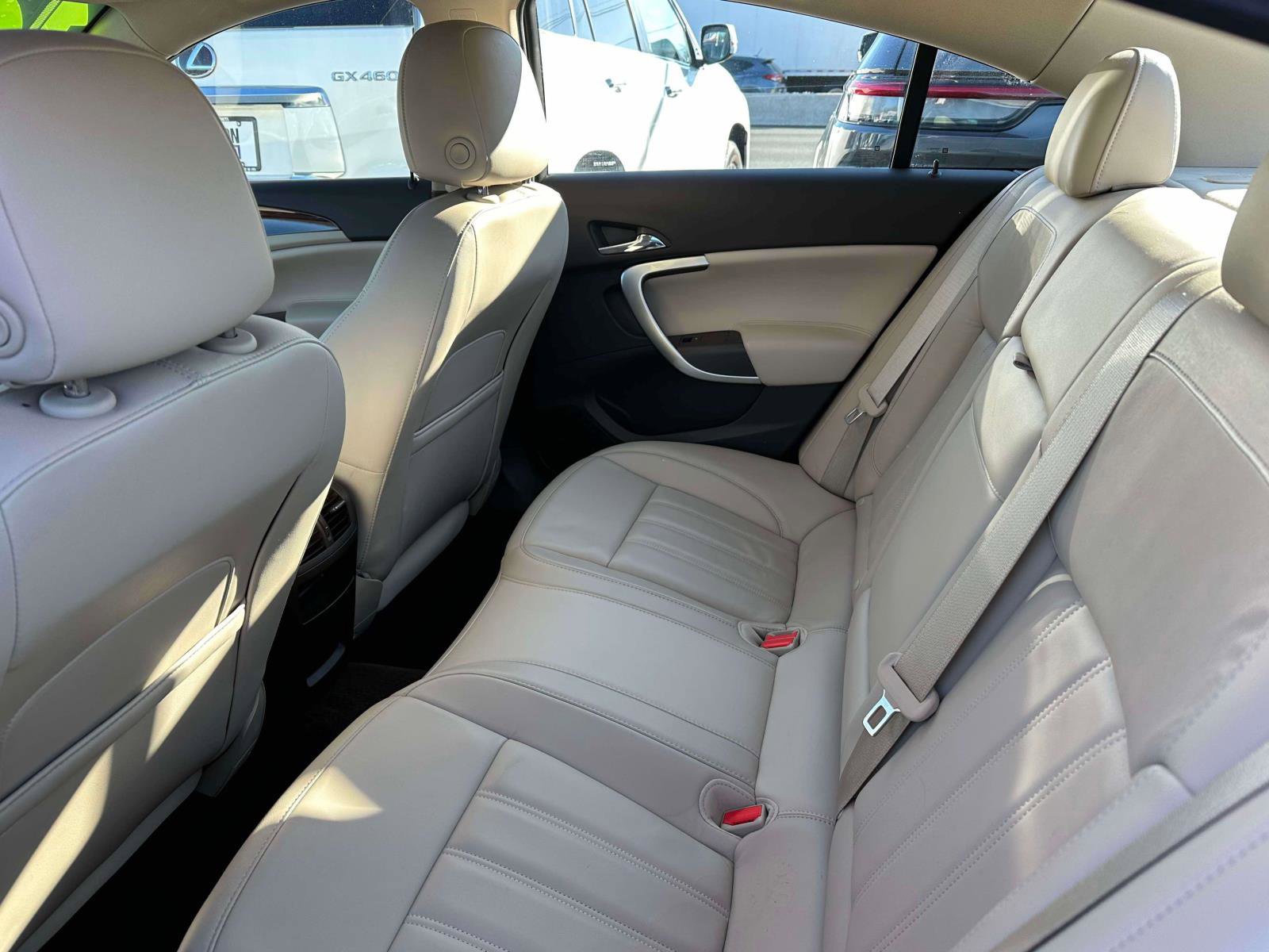 Used 2014 Buick Regal image 9