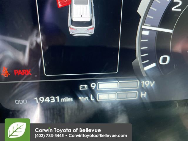 Used 2024 Toyota Sequoia Platinum image 10