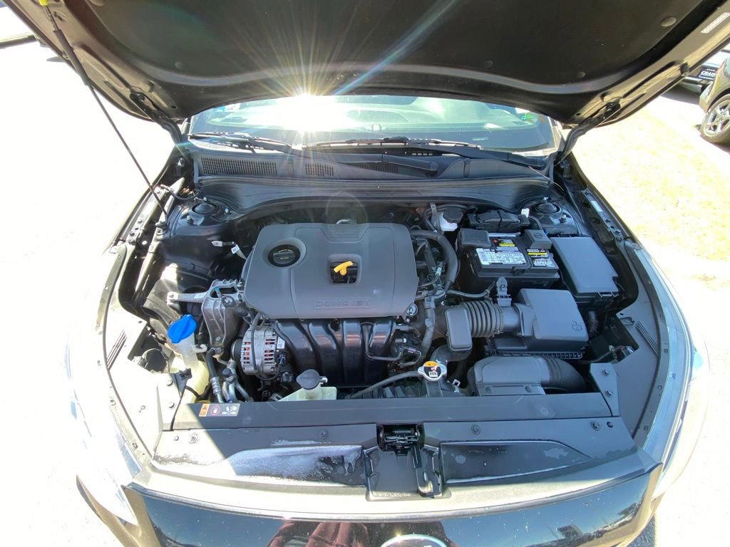 Certified 2021 Kia Forte GT-Line FWD image 27