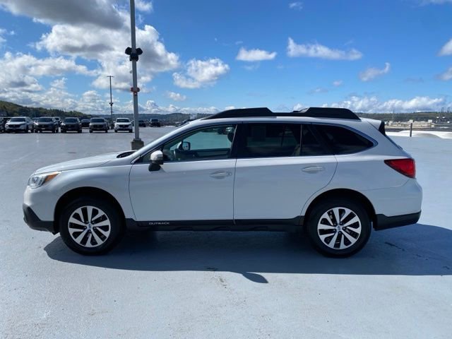 Used 2016 Subaru Outback 2.5i Premium image 5