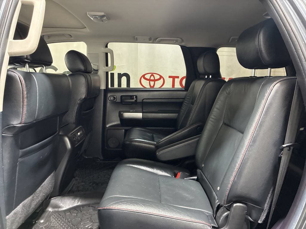 Used 2020 Toyota Sequoia TRD Pro AWD/4WD image 19