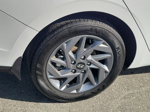 Certified 2025 Hyundai Elantra Blue image 25