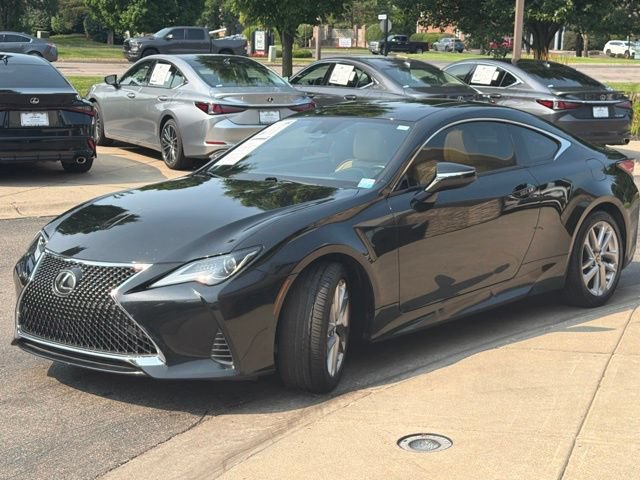Used 2022 Lexus RC 300 w/ Accessory Package RWD image 3