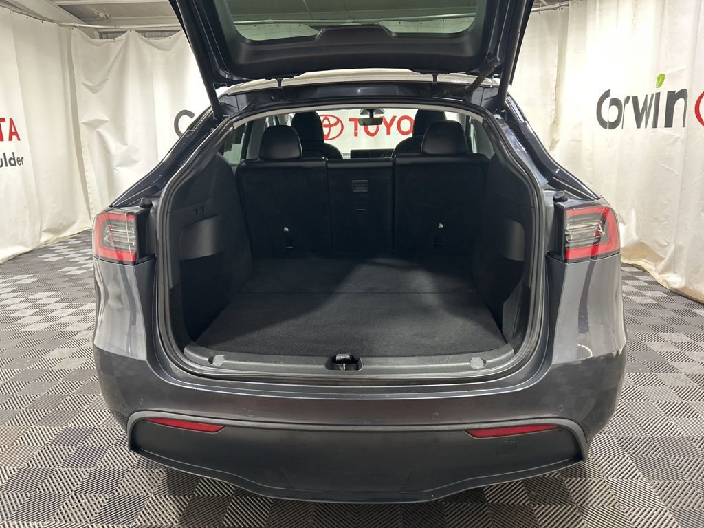 Used 2021 Tesla Model Y Long Range image 17