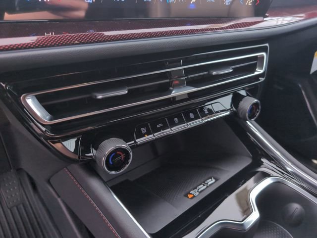 New 2026 Chevrolet Traverse Z71 w/ Enhanced Driving Package image 22