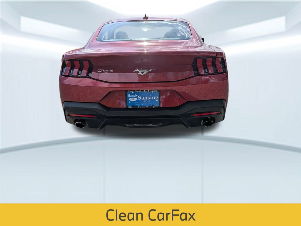 Used 2024 Ford Mustang Coupe image 5