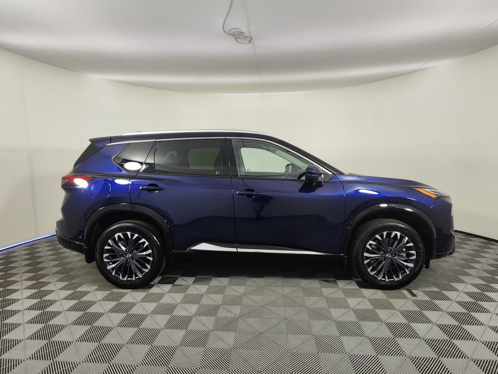 Certified 2025 Nissan Rogue Platinum w/ Tech Package AWD/4WD image 6