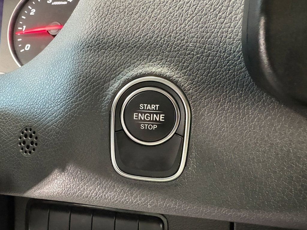 Used 2023 Mercedes-Benz Sprinter 1500 image 14