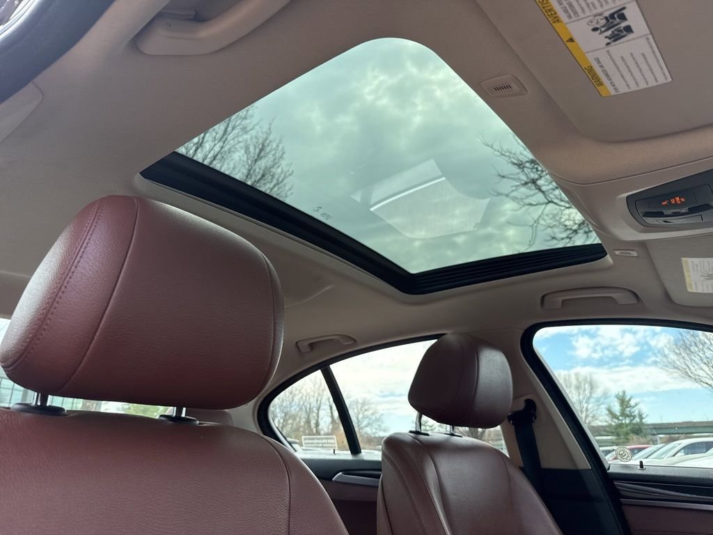 Used 2014 BMW 528i xDrive Sedan image 32