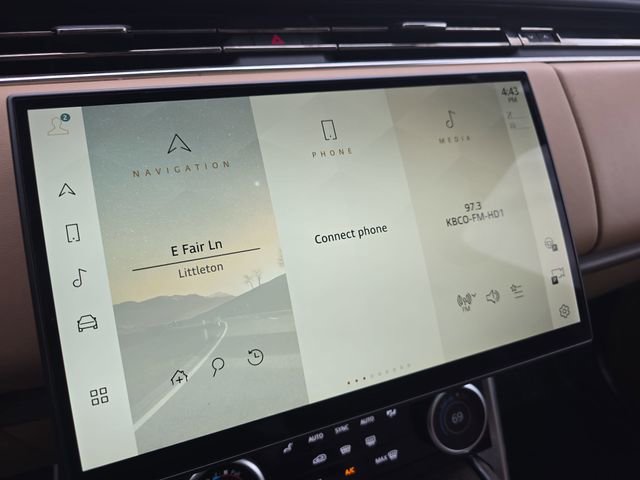 Certified 2023 Land Rover Range Rover Long Wheelbase SE image 21