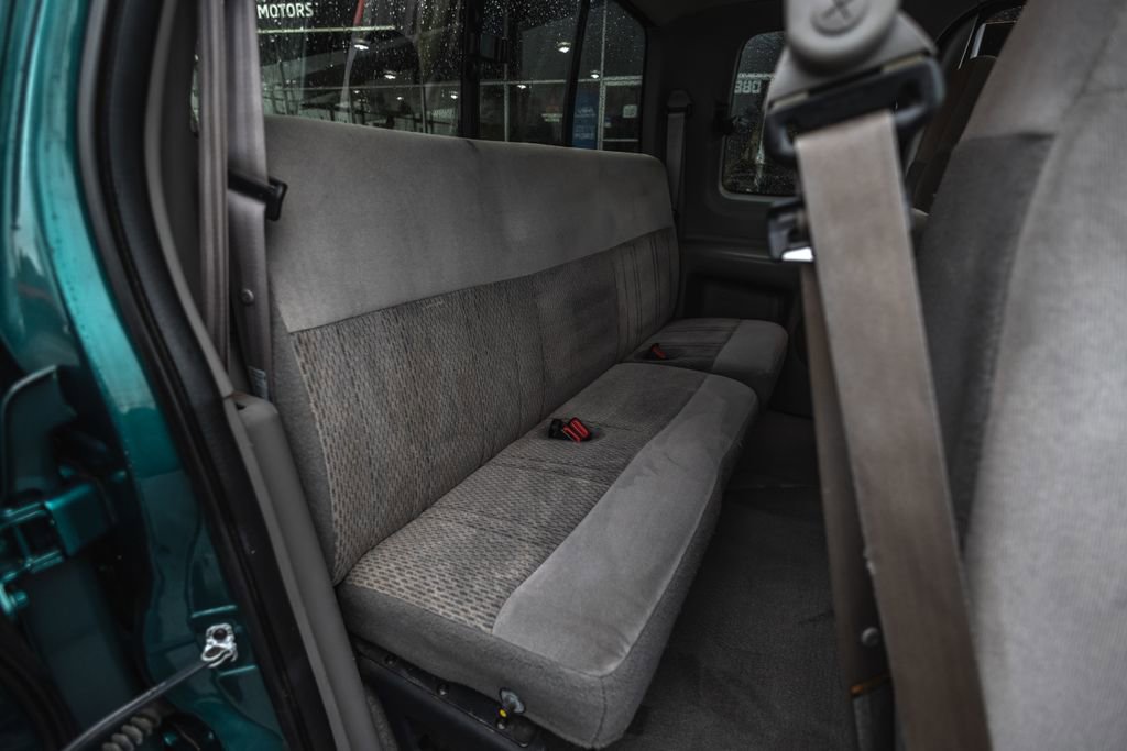 Used 1998 Ford F150 XLT image 28