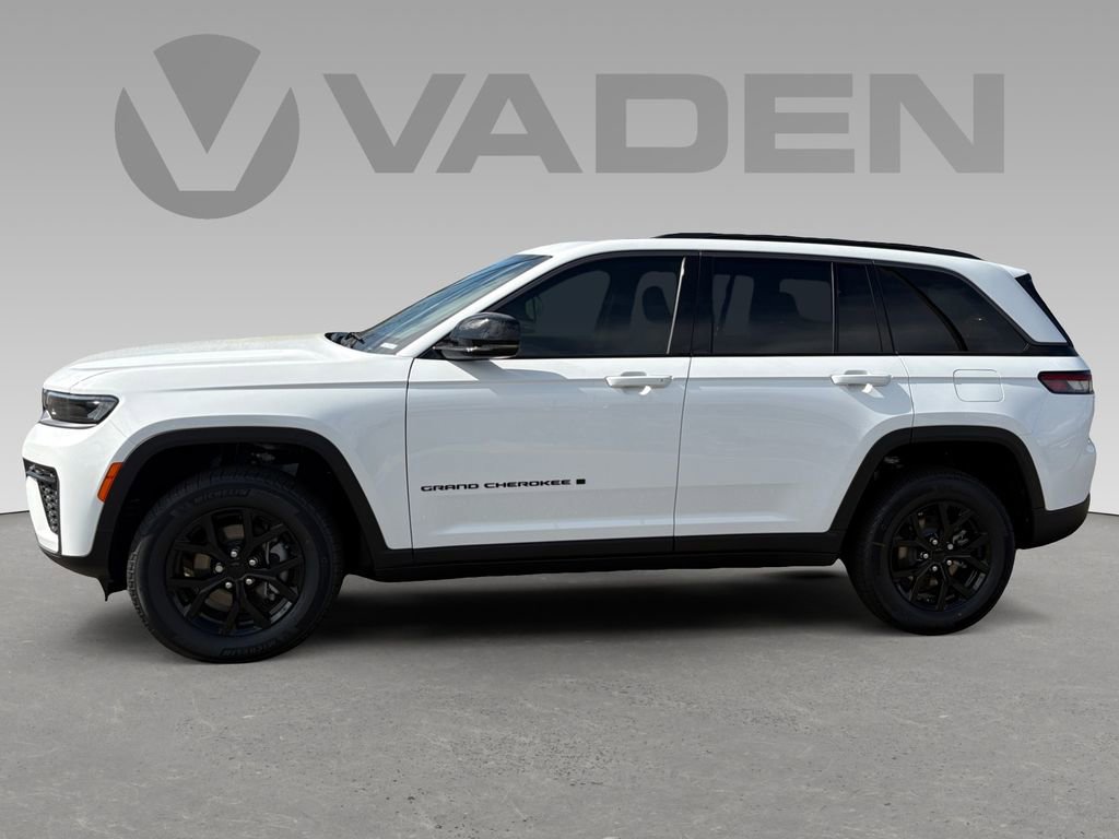 New 2026 Jeep Grand Cherokee Altitude image 7