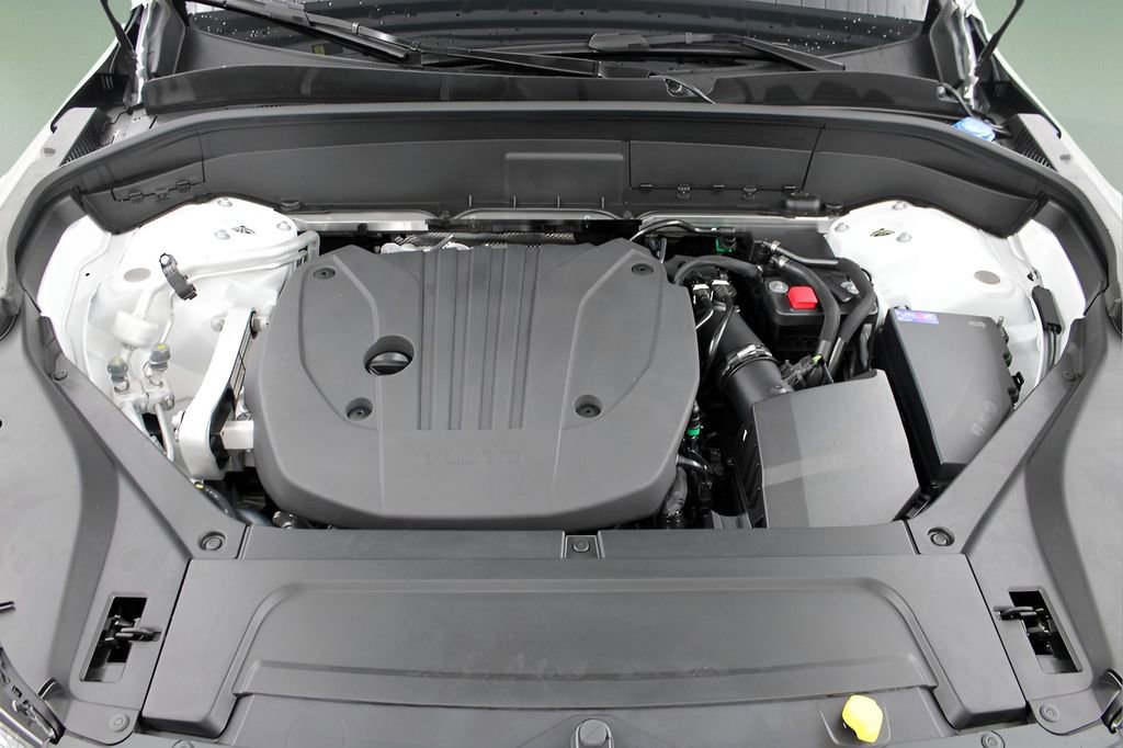 New 2026 Volvo XC90 B5 Core w/ Protection Package Premier image 33