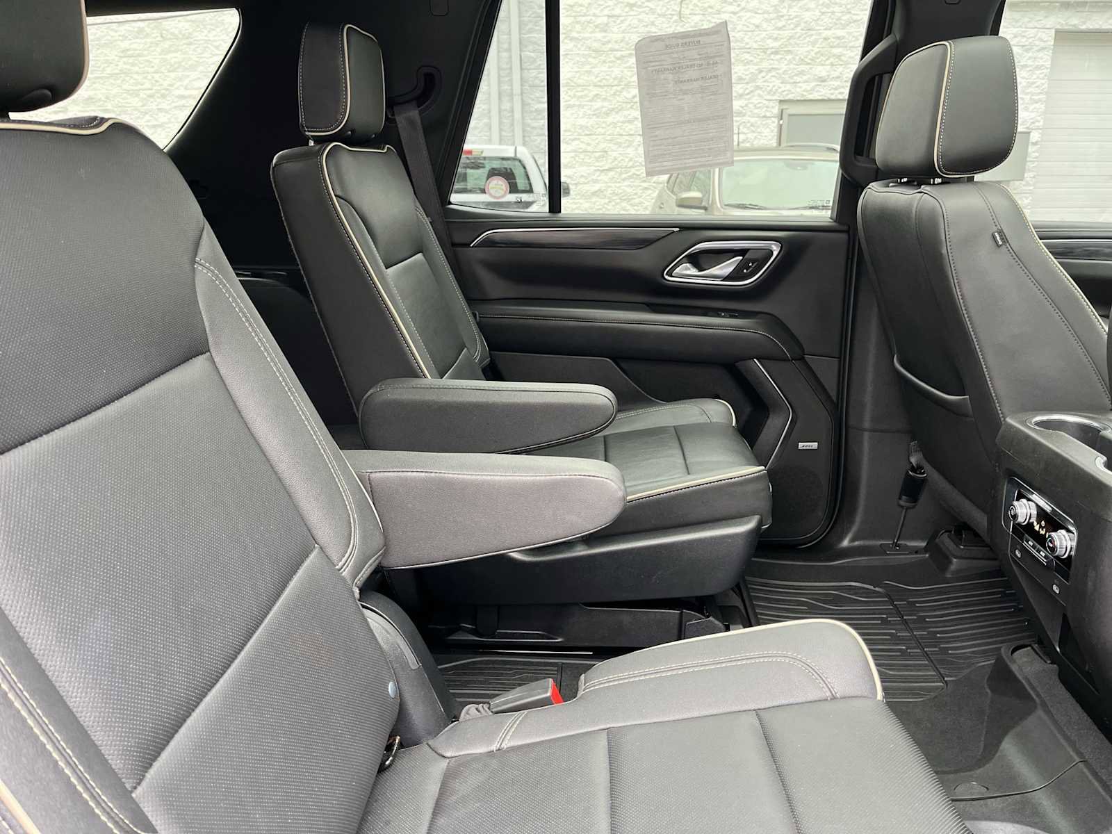 Certified 2023 GMC Yukon SLT image 28