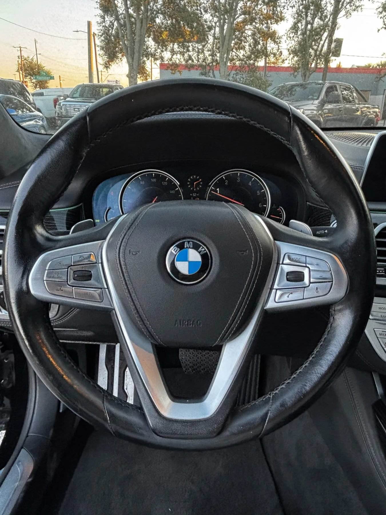 Used 2017 BMW 750i RWD image 15