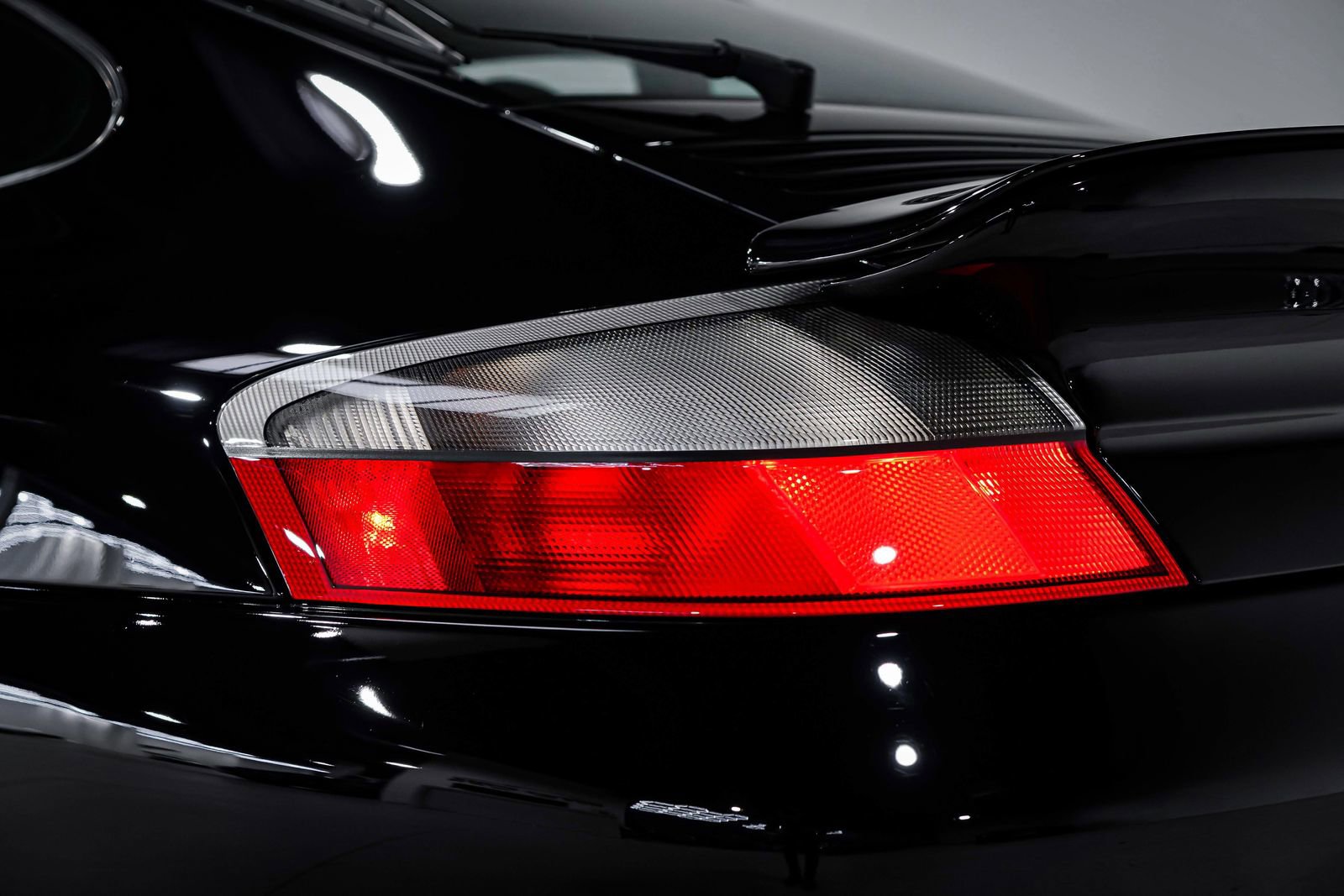 Used 2003 Porsche 911 Turbo AWD/4WD image 37