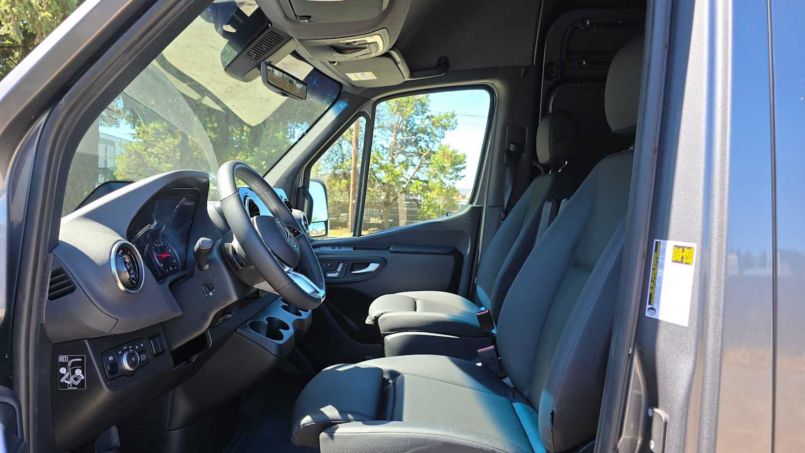 Used 2026 Mercedes-Benz Sprinter 2500 image 21