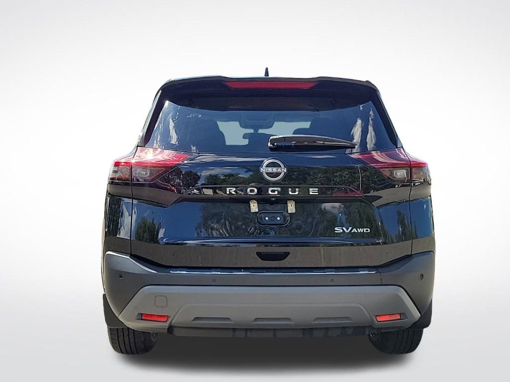 Certified 2022 Nissan Rogue SV image 4