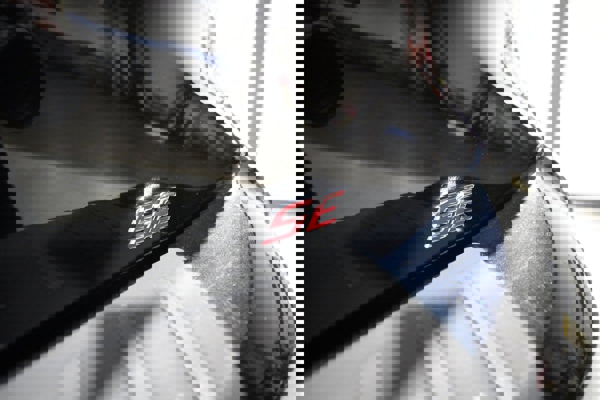 Used 2019 Toyota Corolla SE image 9