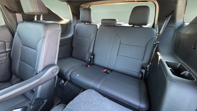 Used 2025 Chevrolet Traverse LT AWD/4WD image 33